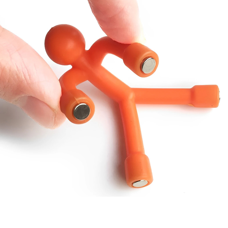 Novedosos Mini Imanes de Never - Sports Equipment Locker reseña y precio